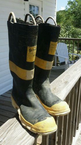 Ranger Mens sz 9 Black Yellow Firemaster Steel Midsole Insulated Rubber Boots