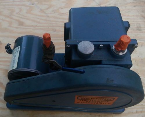 York 1/2 HP Vacuum Pump Model NO. 026-32305-000, 208-230/460 Volt 3 Phase CNC