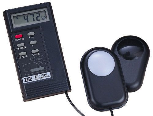 TES1334A Light Meter Digital Lux Meter