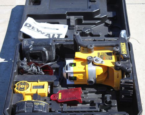 DeWalt DW073KD 18 Volt Cordless Rotary Laser Level Combo Kit DW073