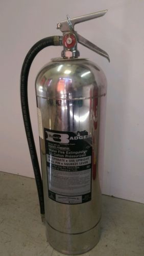 2.5 GALLON) WATER PRESSURE FIRE EXTINGUISHER W/SCHRADER VALVE