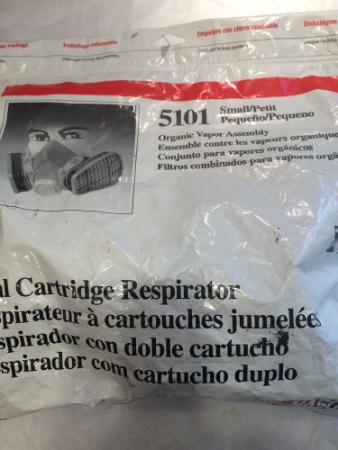 3M 5101 RESPIRATOR - Half Facepiece Organic Vapor Respirator (SM) Factory Sealed