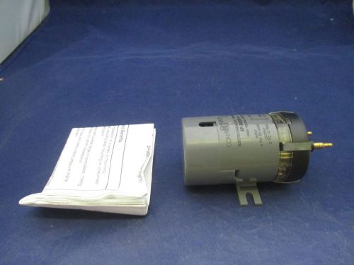 Johnson Controls EP-8000-4 Electro-Pneumatic Transducer  new