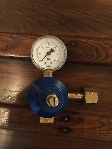 Single Gauge Regulator For Beer Kegerator