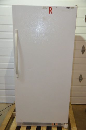 Kenmore 253.24042102 Heavy Duty Commercial Upright Freezer 21 cu ft 115V Tested
