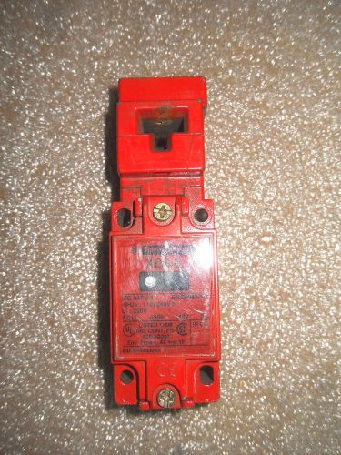 (K2-3) 1 USED TELEMECANIQUE XCS-L763F3 INTERLOCK SWITCH