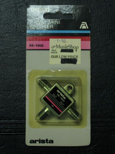 Arista Video 2-Way Mini Splitter,  2 Way - 50 to 900 MHz NEW Old Store Stock