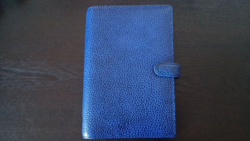 Filofax Personal Finsbury, Electric Blue. Lightly Used, Odor Free Home