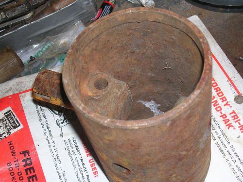 M 1 1/2 hp IHC Piston, later plug style, Hit Miss