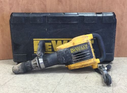 DeWalt D25899K Heavy-Duty 21 lb. SDS Max Demolition Hammer