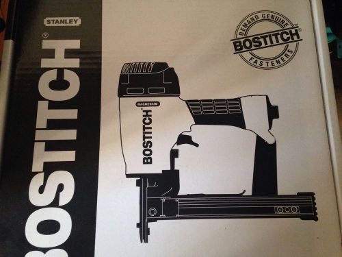 BOSTITCH CF15-2 CORRUGATED FASTENER TOOL Brand New In Box