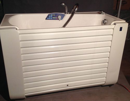 Arjo MEDICAL TUB HANDICAP DISABILITY WATER THERAPY BATH Freedom Bath Swiss made