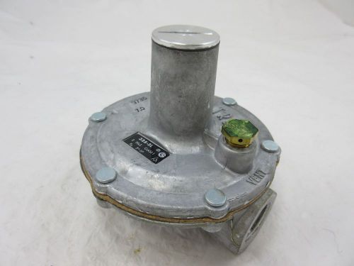 New 1/2&#034; maxitrol 325-3l natural gas pressure regulator 7&#034; to 11&#034; max in 2 psig for sale