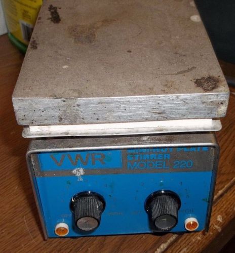 VWR MINI HOT PLATE STIRRER 220 33918-603 120VAC 50/60HZ 10 MAX WATTS 375 (O6)