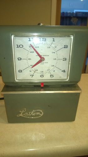 LATHEM 4021 HEAVY DUTY AUTOMATIC PRINT TIME CLOCK needs ribbon