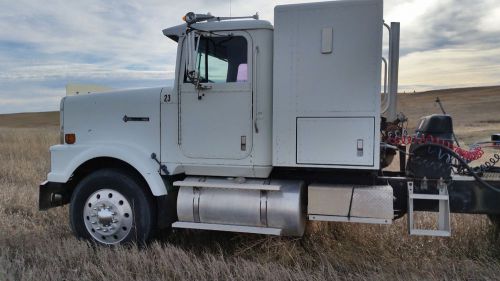 1989 International Semi-Truck with Cummins 10 Speed Transmission Power Steering