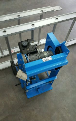 Safety Hoist Company 20 feet Platform Hoist HD-400 Briggs 3.5hp Gas $699. obo