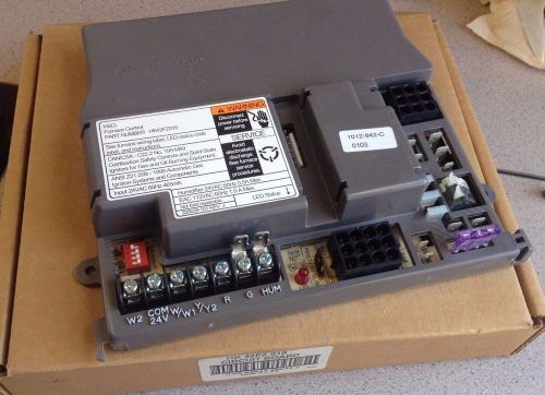 NEW in box OEM Carrier Bryant Payne Furnace Control Board HK42FZ010 1012-942-C