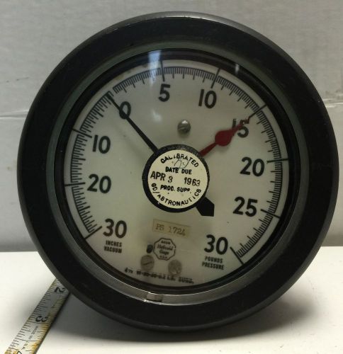 Antique 4 1/2&#034; ACCO HELICOID GAUGE COMPOUND 30 IN VACUUM &amp; 30 LBS PRESSURE GAUGE