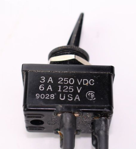 Cutler hammer dpst paddle-type toggle switch 250vdc usg for sale