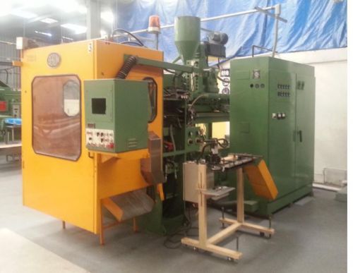 Bekum h121-s blow molding machine for sale