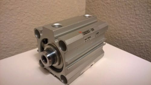 NEW SMC CDQ2B32-30D AIR PENUMATIC CYLINDER 32mm BORE 30mm STORKE