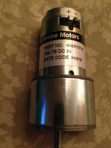 NEW Globe Motors 455A101-3 24 VDC Speed: 5200 RPM 11.50:1 CW