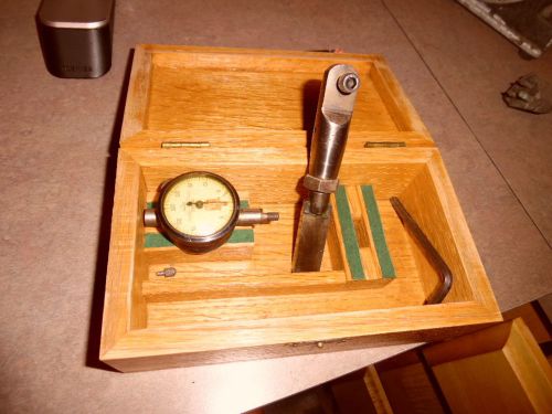 FEDERAL DIAL .005MM INDICATOR MODEL B7I FREE SHIPPING NICE WOOD BOX!!