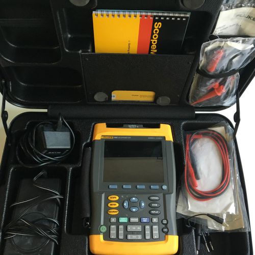 Fluke 199B ScopeMeter 2.5GS/s Dual-Input 200MHz HandHeld Oscilloscope in case