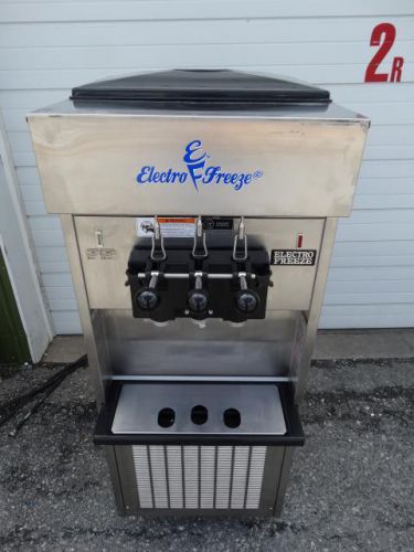 2012 Electro Freeze SL500-132 Water Cooled 2 Flavor w/ Twist Ice Cream Machine