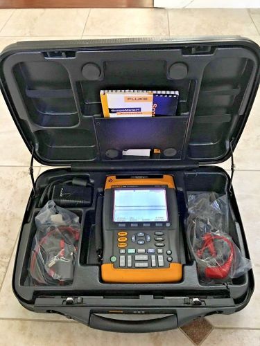 FLUKE 196B SCOPEMETER 100MHZ HANDHELD DIGITAL 1GS/S TESTER w/Case, Probes, Cable