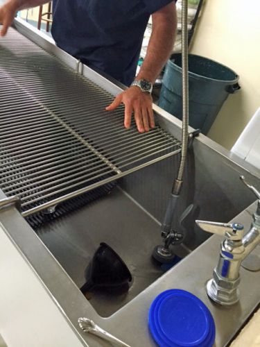 Wet table, veterinary, grooming