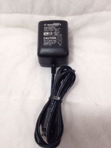 (A06) MOTOROLA SPN4992A PLM4992A AC CELL PHONE ADAPTER 5.9V 350mA