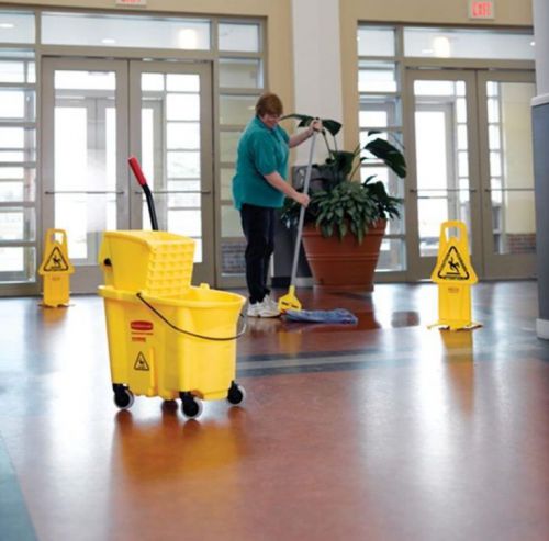 Rubbermaid commercial mop janitorial 35 qt side new yellow bucket wringer combo for sale