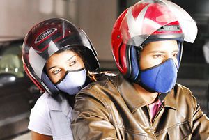 Oxypura Face Masks Activated Carbon face mask suitable for vehicle emissions