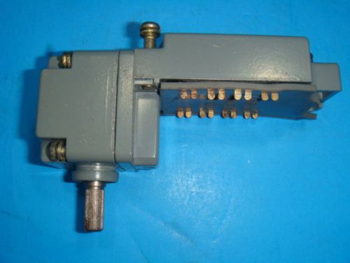 New Siemens 3SE03-SB Limit Switch 3SE03-DR1 Operating Head NNB