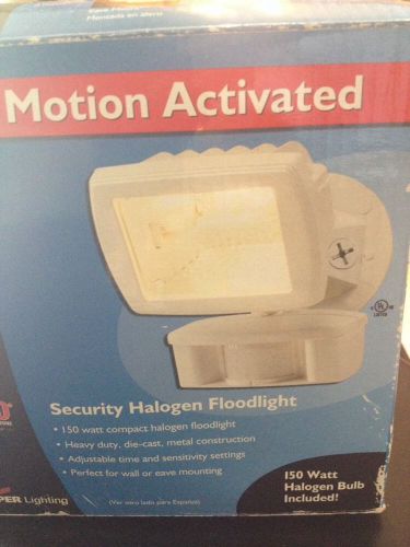 Cooper lighting ms80w quartz motion halogen floodlight nib 110 degrees for sale