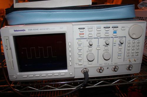 Tektronix TDS 654C Four Channel oscilloscope 500Mhz bandwidth, 5G/S sample rate