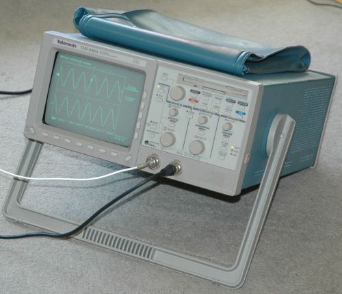 Tektronix TDS430A 400Mhz Digital Oscilloscope GPIB VGA, Pouch, Power Cord