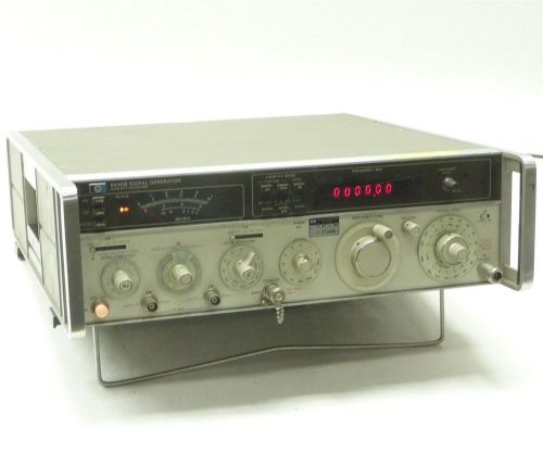 HP AGILENT 8640B 0.5MHz TO 512MHz RF SIGNAL GENERATOR OPT 001