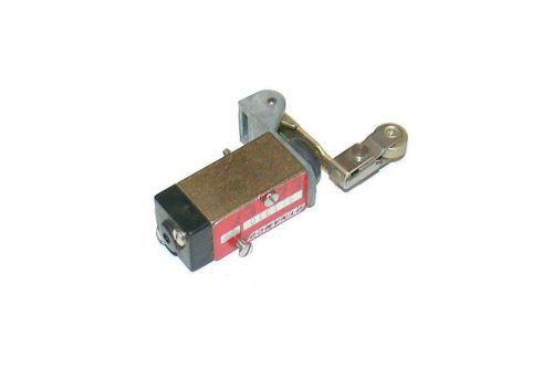 DYNAMCO PNEUMATIC MANIFOLD LIMIT SWITCH MODEL  SL1310