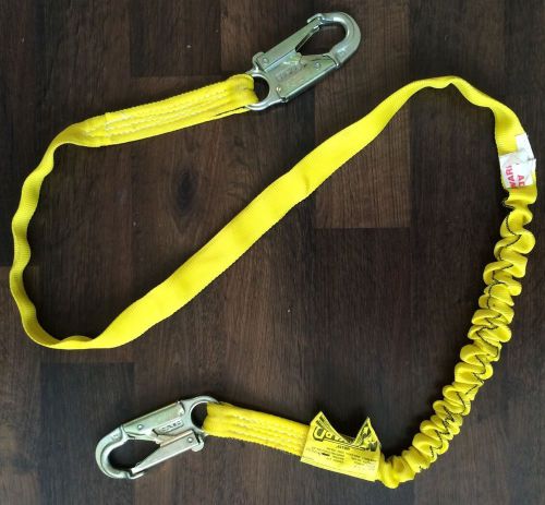 Miller Manyard 6 Foot Shock Absorbing Single Leg Safety Lanyard W/Locking Hooks