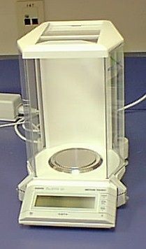 Mettler Toledo AG245 Analytical Balance Scale