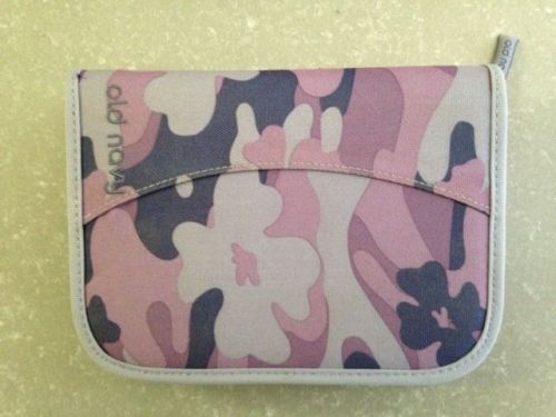 New Old Navy Pink Camo Planner/Organizer