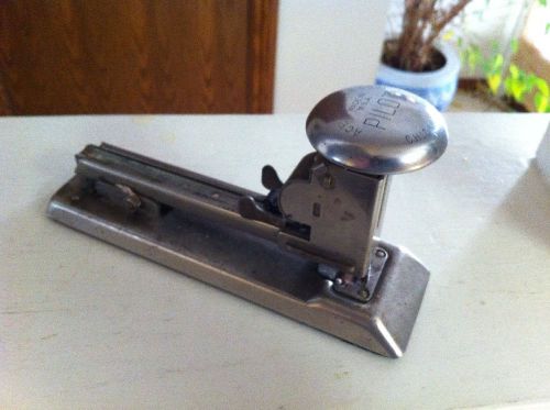 VINTAGE ACE PILOT MODEL NO. 402 D CHROME STAPLER USA MADE