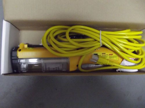 26W LumaPro #5NRX9 YELLOW FLUORESCENT WORK LIGHT