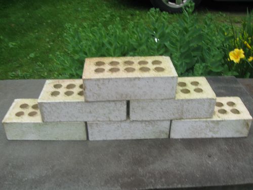 WHITE BRICKS  (NEW)  HAVE AROUND 5,000  45 CENTS EA