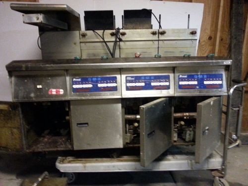 PITCO 3Vat Nat Gas deep fryer w/ filter system