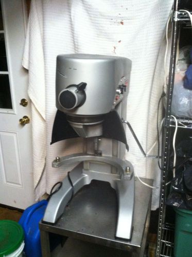 20 Qt. dough mixer &#034;REDUCED SHIPPING COST&#034;