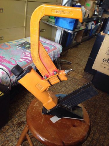 BOSTITCH Model MIII  M3 Hardwood Floor AIR STAPLER Nailer &amp; HANDLE---Make Offer